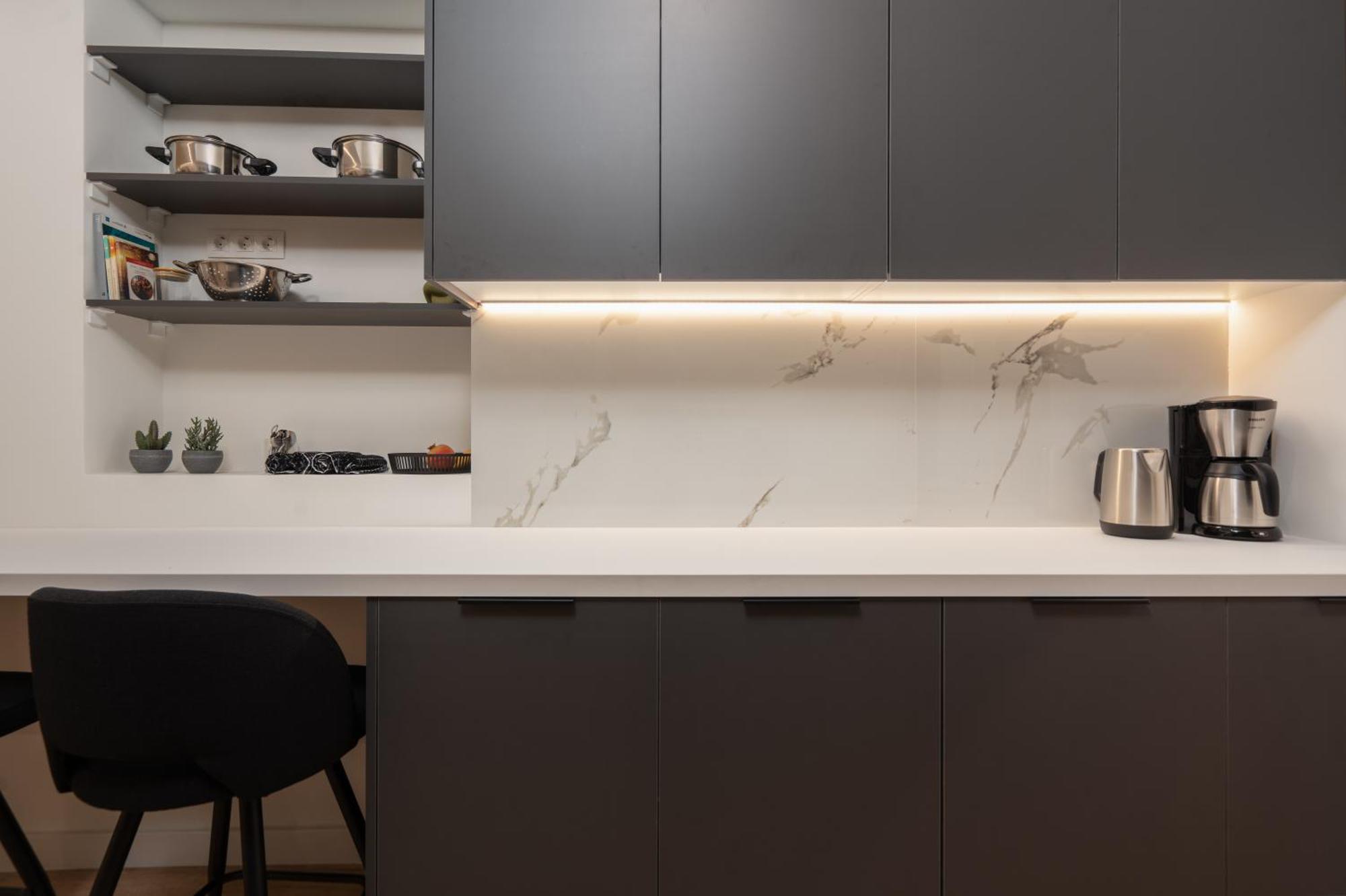 Exclusive And Deluxe Apartment In Athens City Ngoại thất bức ảnh