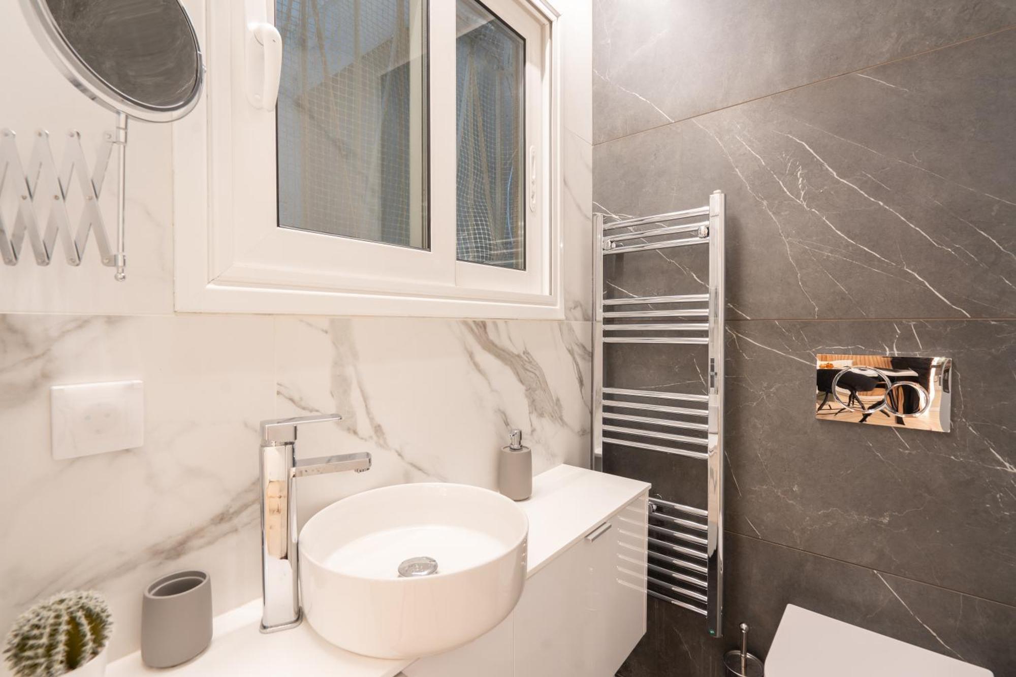 Exclusive And Deluxe Apartment In Athens City Ngoại thất bức ảnh